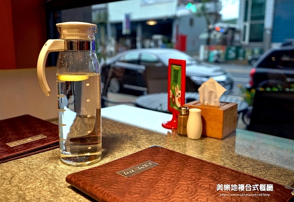 MELODY美樂地美食餐廳：【三重/新北市推薦/義式餐廳】健康義式餐點 ✿✿ Melody 美樂地複合式餐廳 ✿✿