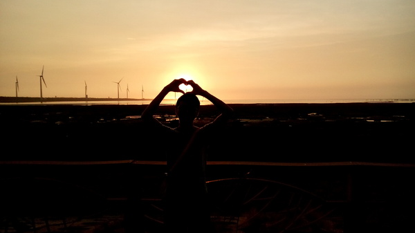 高美溼地:【台中清水.高美濕地】台中最美的溼地 ☆夏日戲水 四季觀夕陽 假日親子出遊好去處