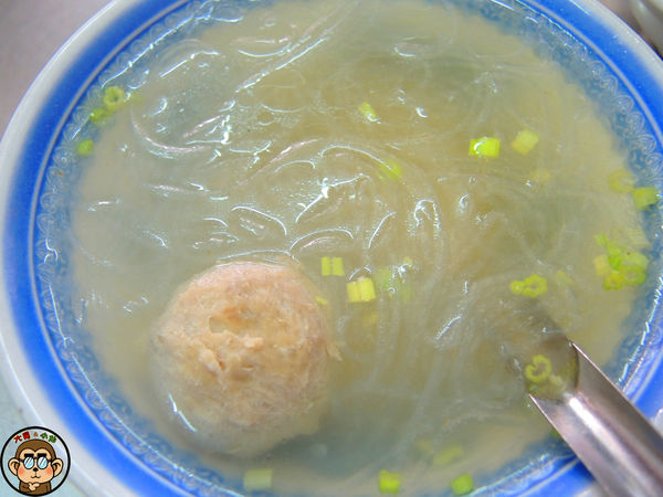 阿田油飯:呷飽祙【新北三重・阿田油飯】早餐吃50年老店的飄香油飯