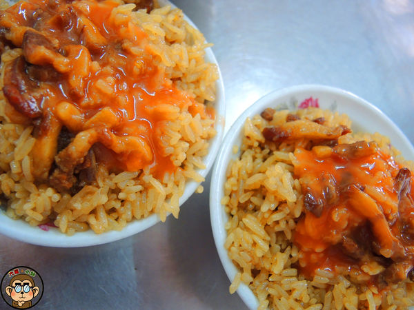 阿田油飯:呷飽祙【新北三重・阿田油飯】早餐吃50年老店的飄香油飯