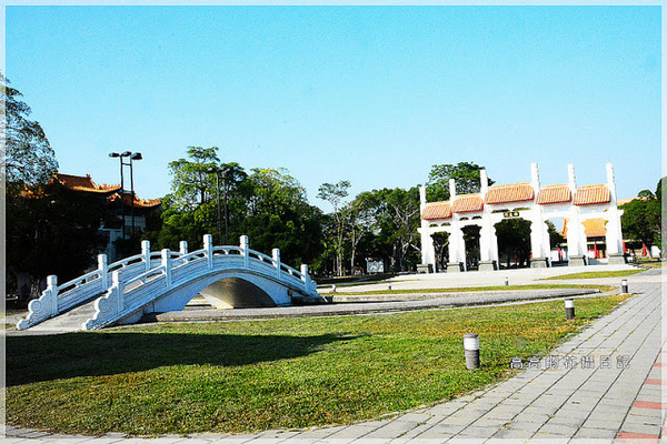 高雄市孔子廟(The Confucius temple at Kaohsiung)：【高雄】左營區。高雄左營孔子廟