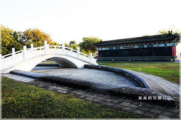 高雄市孔子廟(The Confucius temple at Kaohsiung)：【高雄】左營區。高雄左營孔子廟