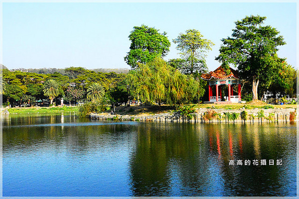 高雄市孔子廟(The Confucius temple at Kaohsiung)：【高雄】左營區。高雄左營孔子廟