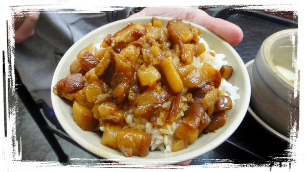 今大魯肉飯:【台北三重】跟著非凡新聞與食尚玩家尋找隱藏版魯肉飯