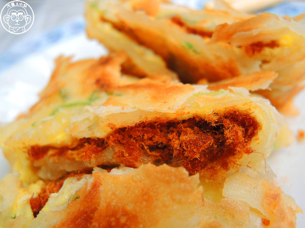 上海蛋餅大王:呷飽祙【新北三重・上海蛋餅豆漿大王】排隊銷魂脆皮蛋餅