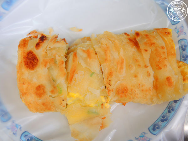 上海蛋餅大王:呷飽祙【新北三重・上海蛋餅豆漿大王】排隊銷魂脆皮蛋餅