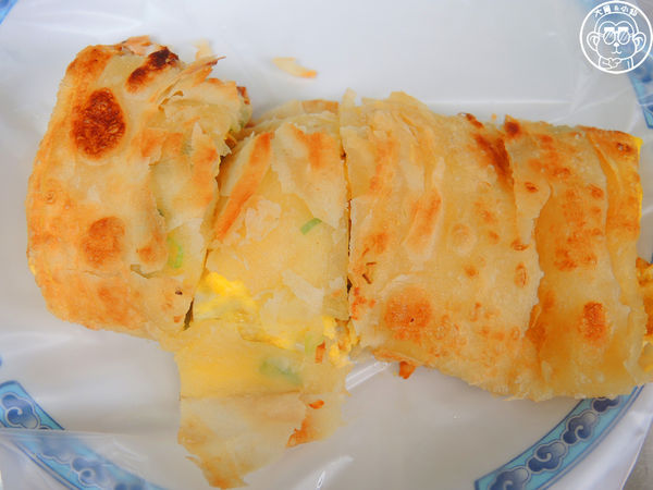 上海蛋餅大王:呷飽祙【新北三重・上海蛋餅豆漿大王】排隊銷魂脆皮蛋餅