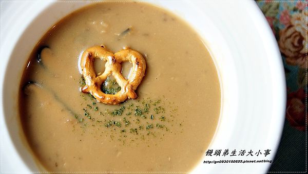 亞米小鎮(三重店):【食記/新北市】異國鄉村風格~來與胡桃鉗約會吧♪♪亞米小鎮♪♪