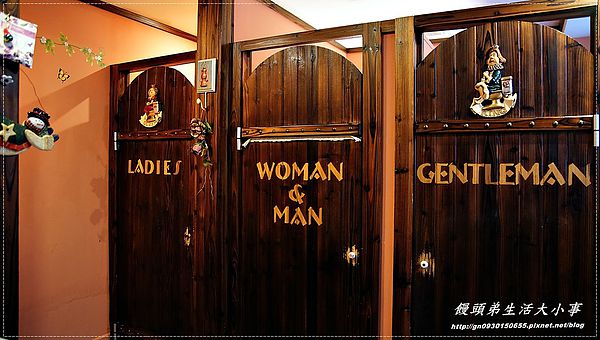 亞米小鎮(三重店):【食記/新北市】異國鄉村風格~來與胡桃鉗約會吧♪♪亞米小鎮♪♪