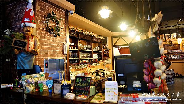 亞米小鎮(三重店):【食記/新北市】異國鄉村風格~來與胡桃鉗約會吧♪♪亞米小鎮♪♪