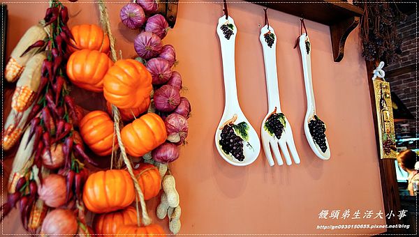 亞米小鎮(三重店):【食記/新北市】異國鄉村風格~來與胡桃鉗約會吧♪♪亞米小鎮♪♪