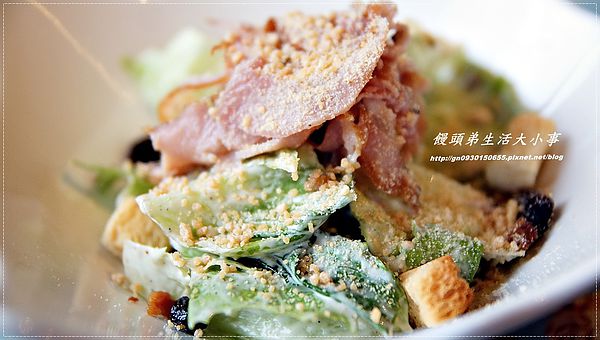 亞米小鎮(三重店):【食記/新北市】異國鄉村風格~來與胡桃鉗約會吧♪♪亞米小鎮♪♪