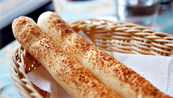 亞米小鎮(三重店):【食記/新北市】異國鄉村風格~來與胡桃鉗約會吧♪♪亞米小鎮♪♪