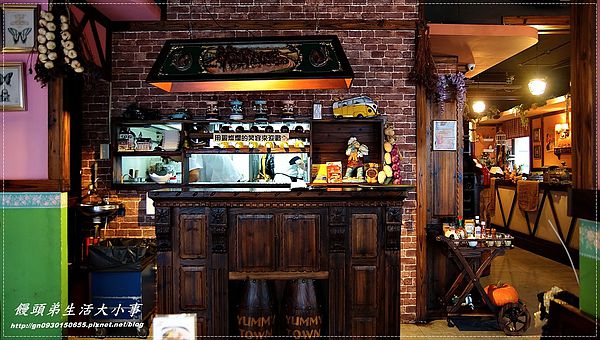 亞米小鎮(三重店):【食記/新北市】異國鄉村風格~來與胡桃鉗約會吧♪♪亞米小鎮♪♪