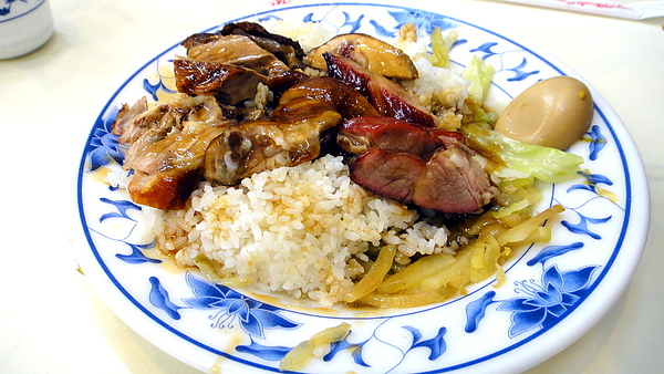 香城燒臘小館:【台北新莊】輔大周邊超人氣排隊美食!超厲害港式燒臘香城小館!