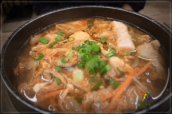 朝鮮味韓國料理:新北。新莊║ 食✧朝鮮味韓國料理~近50種小菜吃到飽!