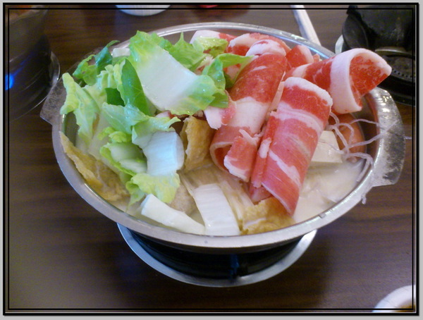 8鍋臭臭鍋(新莊總店):【輔大周邊美食】小有名氣的8鍋臭臭鍋