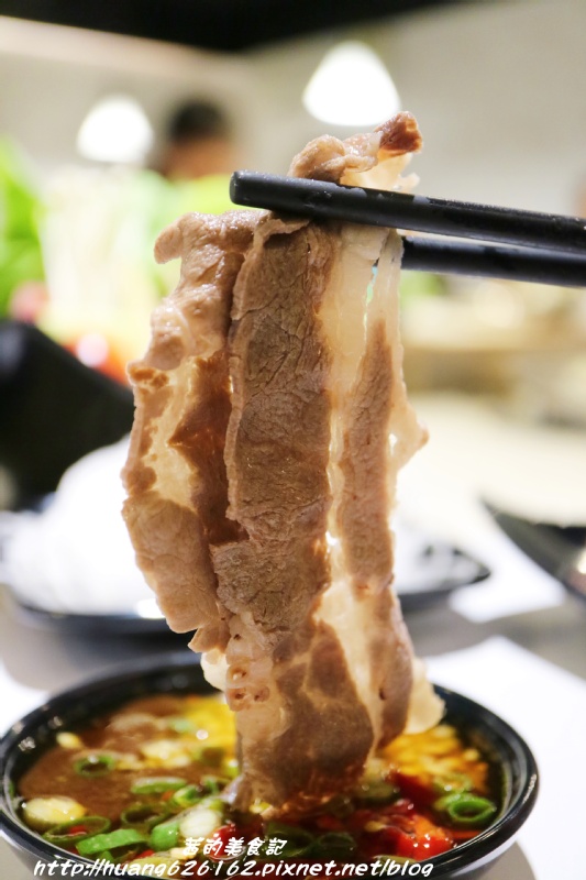 郁之町:【新北新莊區】新莊火鍋『郁之町鍋物』清淡好湯頭,幸福新滋味~