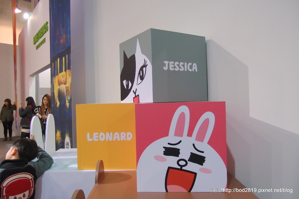 LINE FRIENDS互動樂園：【台北市林】LINE FRIENDS互動樂園－LINE主題人物跟你相見歡！可愛的饅頭人、兔兔等，還有四公尺高的熊大！（科學教育館七樓）