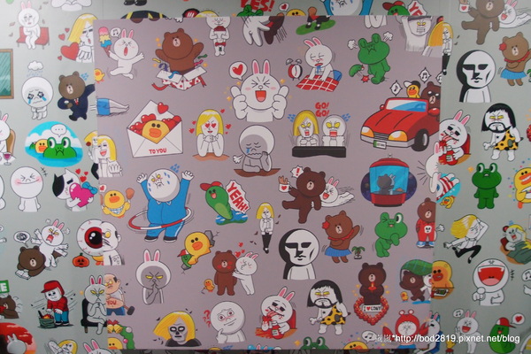 LINE FRIENDS互動樂園：【台北市林】LINE FRIENDS互動樂園－LINE主題人物跟你相見歡！可愛的饅頭人、兔兔等，還有四公尺高的熊大！（科學教育館七樓）