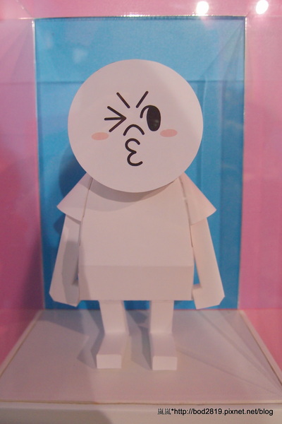 LINE FRIENDS互動樂園：【台北市林】LINE FRIENDS互動樂園－LINE主題人物跟你相見歡！可愛的饅頭人、兔兔等，還有四公尺高的熊大！（科學教育館七樓）