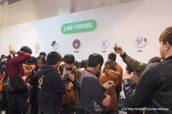 LINE FRIENDS互動樂園：【台北市林】LINE FRIENDS互動樂園－LINE主題人物跟你相見歡！可愛的饅頭人、兔兔等，還有四公尺高的熊大！（科學教育館七樓）
