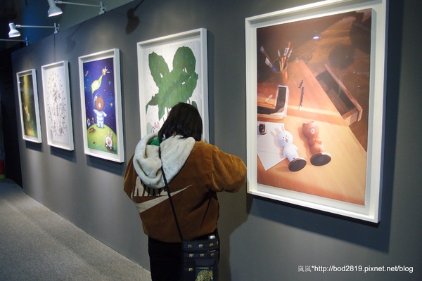 LINE FRIENDS互動樂園：【台北市林】LINE FRIENDS互動樂園－LINE主題人物跟你相見歡！可愛的饅頭人、兔兔等，還有四公尺高的熊大！（科學教育館七樓）