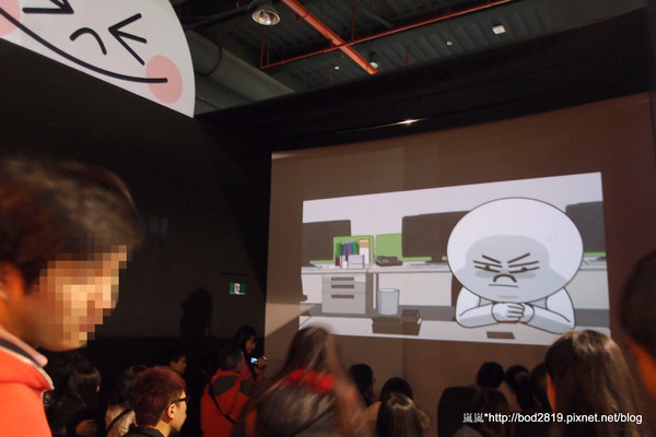 LINE FRIENDS互動樂園：【台北市林】LINE FRIENDS互動樂園－LINE主題人物跟你相見歡！可愛的饅頭人、兔兔等，還有四公尺高的熊大！（科學教育館七樓）