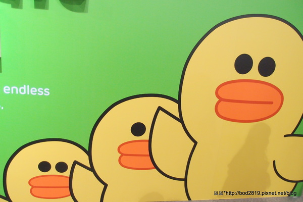 LINE FRIENDS互動樂園：【台北市林】LINE FRIENDS互動樂園－LINE主題人物跟你相見歡！可愛的饅頭人、兔兔等，還有四公尺高的熊大！（科學教育館七樓）