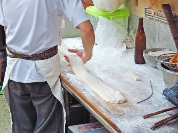 【新莊美食】熊記燒餅油條專賣店-新莊老街上的老店