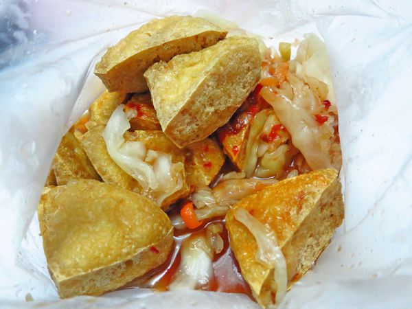 【新莊美食】建中街臭豆腐-宵夜美食,在地推薦