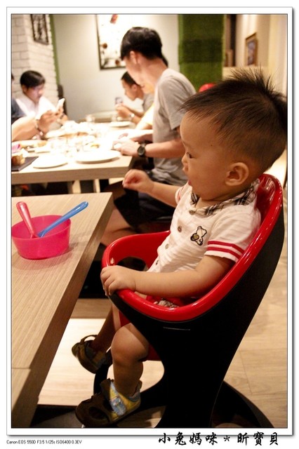 Tom's Pizzeria Trattoria 湯姆餐酒館(蘆洲店):【美食 ♥ 台北蘆洲】☼ 湯姆咖啡廚房Tom's Pizzeria Trattoria ☼ 道地的義式料理&窯烤披薩♥♥