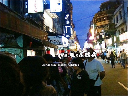 麵線羹‧肉圓(基隆廟口38攤)：[基隆廟口] 炸肚也要吃！60年老店肉圓+殘念阿華炒麵