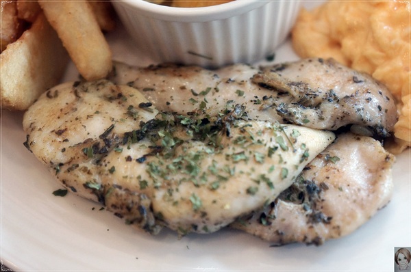 Chez Moi Cafe 來我家吧:台北 捷運中山站 來我家吧~小畫廊的早午餐約會