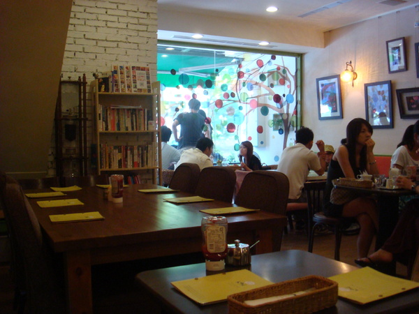 Chez Moi Cafe 來我家吧:中山站的好朋友 Chez Moi 來我家吧!