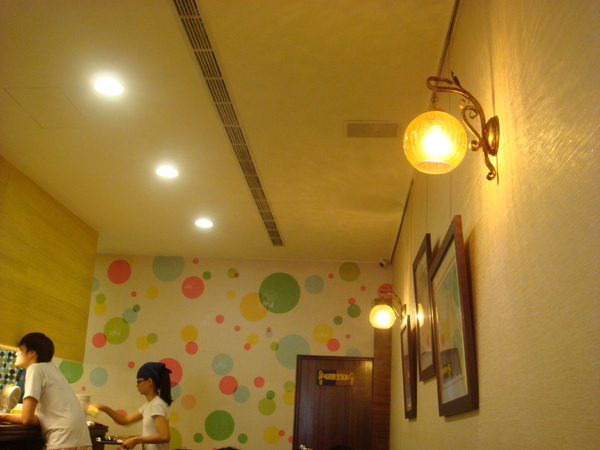 Chez Moi Cafe 來我家吧:中山站的好朋友 Chez Moi 來我家吧!