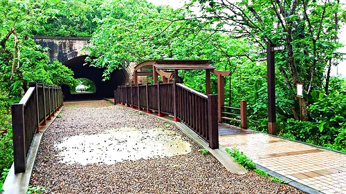 崎頂隧道文化公園：【苗栗景點】崎頂隧道文化公園子母隧道