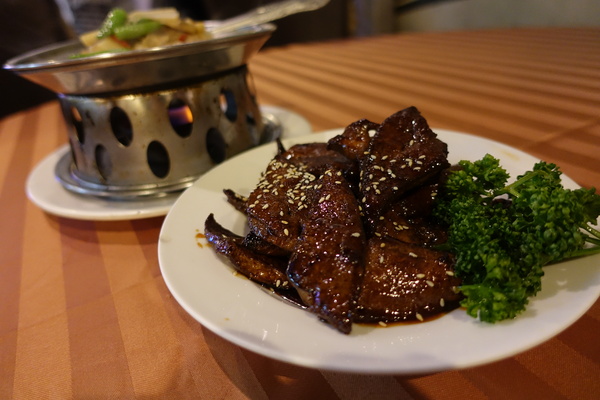 阿秋大肥鵝:(胖樺食記)台中在地人首推必吃美食「阿秋大肥鵝」,適合尾牙聚餐家庭聚會熱炒調味夠力