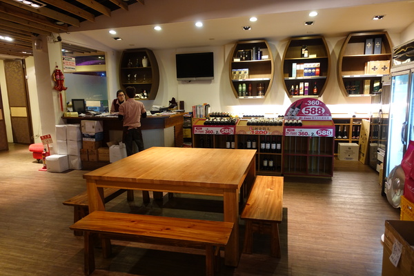 阿秋大肥鵝:(胖樺食記)台中在地人首推必吃美食「阿秋大肥鵝」,適合尾牙聚餐家庭聚會熱炒調味夠力