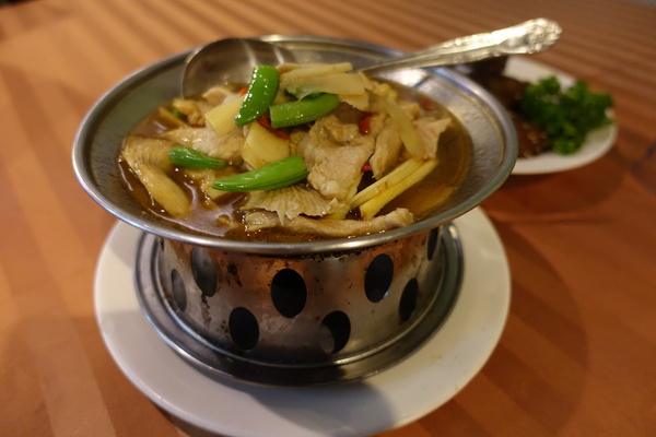 阿秋大肥鵝:(胖樺食記)台中在地人首推必吃美食「阿秋大肥鵝」,適合尾牙聚餐家庭聚會熱炒調味夠力