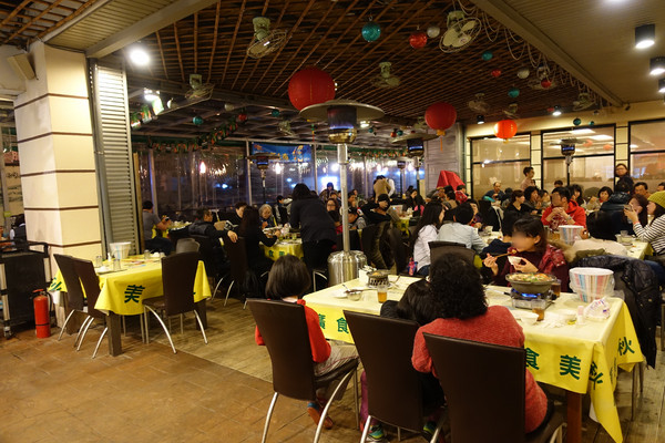 阿秋大肥鵝:(胖樺食記)台中在地人首推必吃美食「阿秋大肥鵝」,適合尾牙聚餐家庭聚會熱炒調味夠力