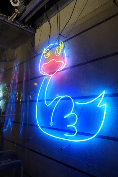 阿秋大肥鵝:(胖樺食記)台中推薦必吃美食『阿秋大肥鵝』。眾多熱炒美味下飯適合多人聚餐公司尾牙