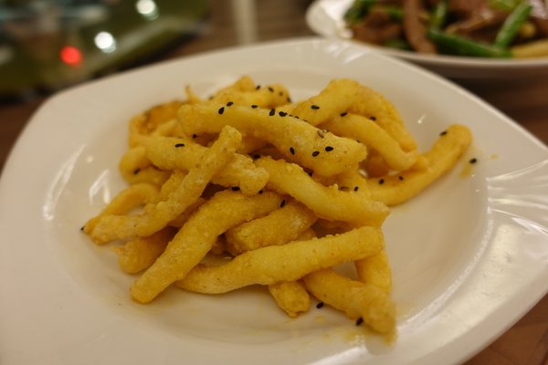 阿秋大肥鵝:(胖樺食記)台中推薦必吃美食『阿秋大肥鵝』。眾多熱炒美味下飯適合多人聚餐公司尾牙