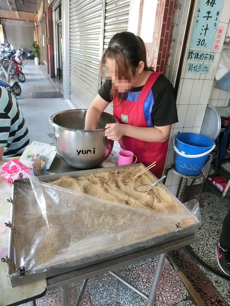忠孝豆花:【台中食記】忠孝夜市銅板美食又一波~人民的小確幸美食@忠孝豆花