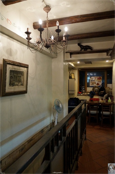 CHIFFON:台北 捷運中山站 CHIFFON~美味戚風蛋糕裡藏著人氣炸雞