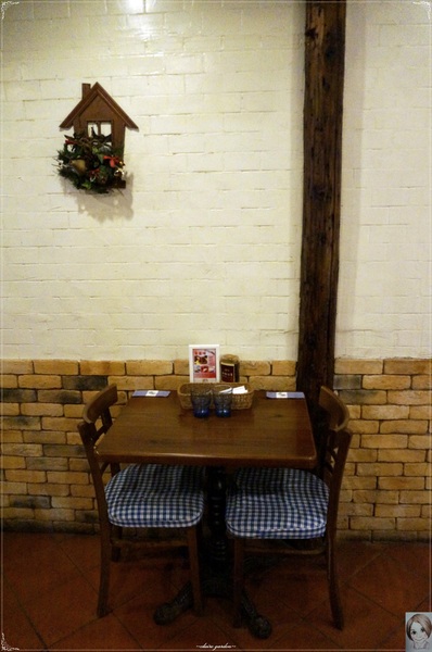 CHIFFON:台北 捷運中山站 CHIFFON~美味戚風蛋糕裡藏著人氣炸雞