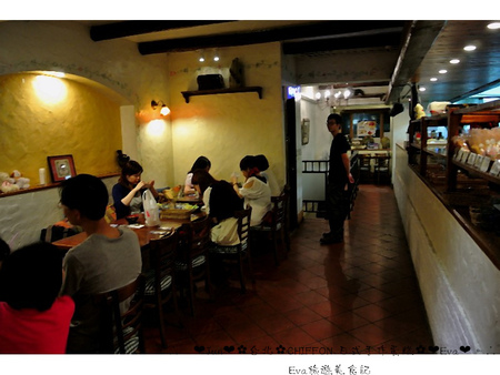 CHIFFON：【食記】oO。台北市　Chiffon 日式手作蛋糕　日式手作蛋糕店，居然有賣鹹餐點，而且雞肉球跟壘球一樣大顆，大家趕快來吃～！。o○。