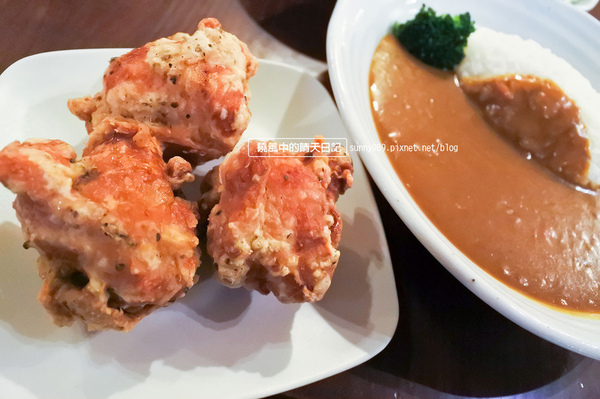 CHIFFON:【台北|CHIFFON CAKE】炸雞味美 甜點值得期待!!