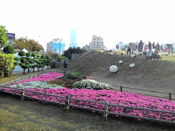 中央公園站:野放吉羊幸福久久~
