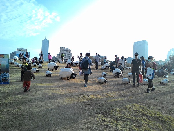 中央公園站:野放吉羊幸福久久~